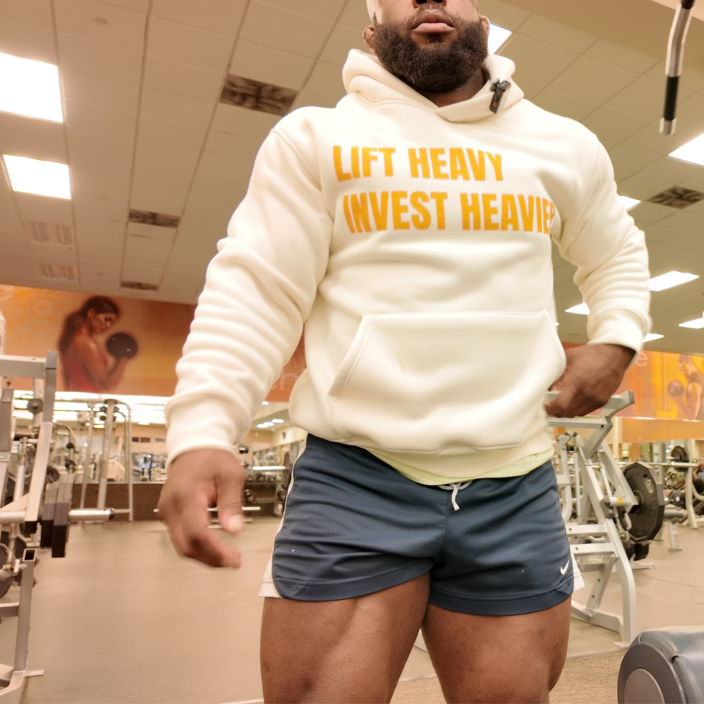 Lift heavy, Invest Heavier Heavyweight Hoodie
